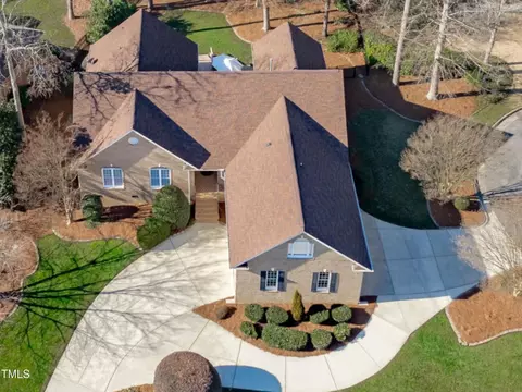 200 Chilcott Ln, Apex, NC 27502