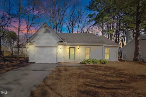 1721 Winway Dr, Raleigh, NC 27610