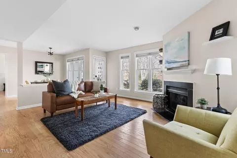 1011 Wirewood Dr #101, Raleigh, NC 27605