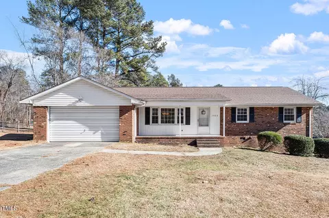 1822 Penrod Rd, Durham, NC 27703