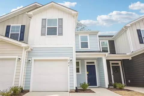 128 Parker Ln, Mebane, NC 27302
