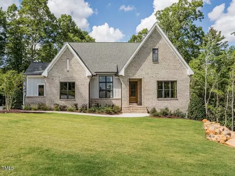 64 W Beech Slope Ct, Chapel Hill, NC 27517