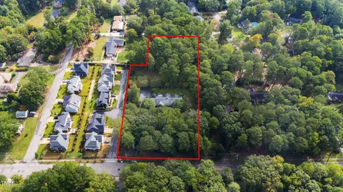 715 Powell Dr, Raleigh, NC 27606