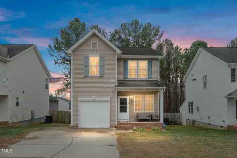 2811 Erinridge Rd, Raleigh, NC 27610