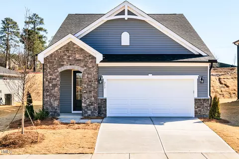 213 Little Creek Dr, Lillington, NC 27546