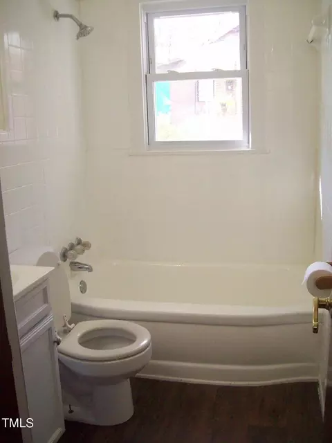 648 Linfield Dr, Durham, NC 27701 photo 8