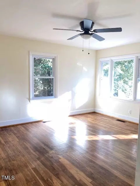 648 Linfield Dr, Durham, NC 27701 photo 3