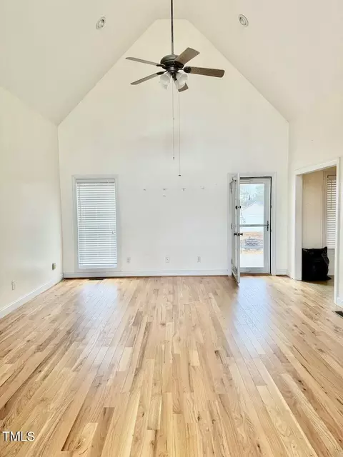59 Mar-joy Dr, Dunn, NC 28334 photo 3