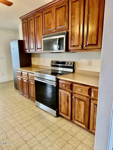 59 Mar-joy Dr, Dunn, NC 28334 photo 9