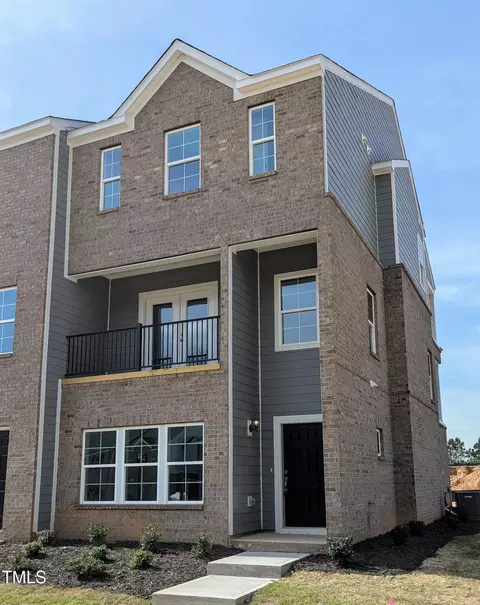 201 Broomgrove Way, Wake Forest, NC 27587