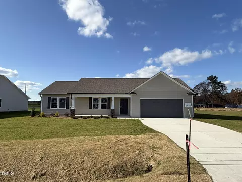 39 Shiloh Dr, Lillington, NC 27546