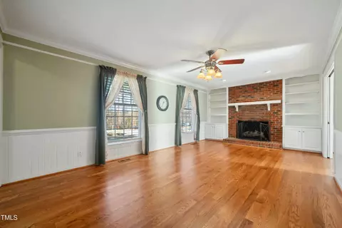 301 Laurel Dr, Smithfield, NC 27577 photo 5