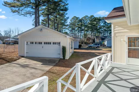301 Laurel Dr, Smithfield, NC 27577 photo 24
