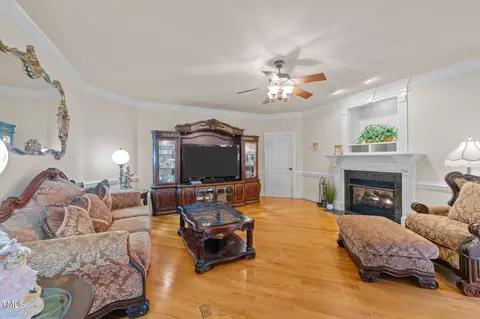 Living - 255 Dupree Rd, Willow Spring, NC 27592 photo 1 of 3