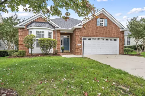 121 Franklin Hills Pt, Cary, NC 27519