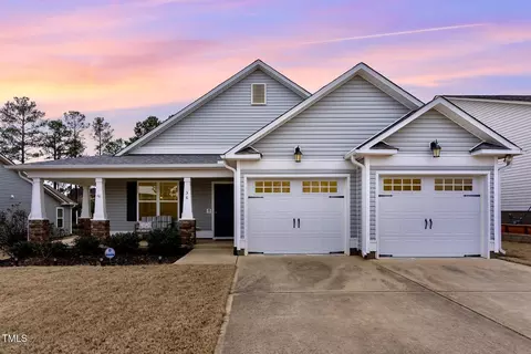 36 Mountain View Dr, Garner, NC 27529 photo 2
