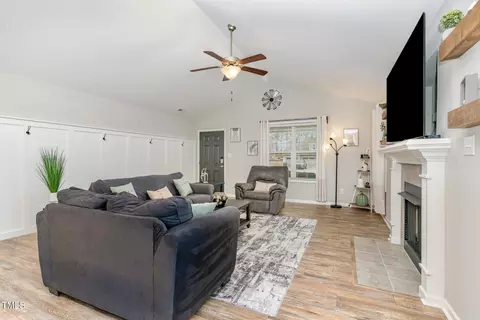36 Mountain View Dr, Garner, NC 27529 photo 4