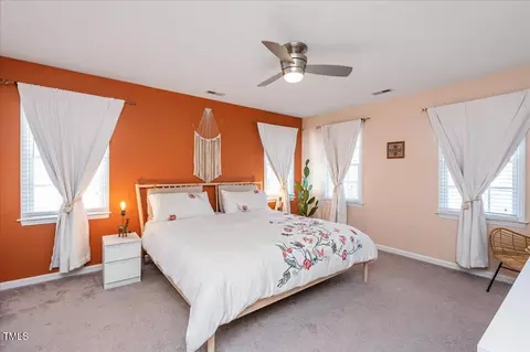 8010 Mackenzie Ct, Durham, NC 27713 photo 15