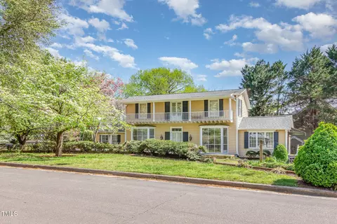 110 E Orange St, Hillsborough, NC 27278