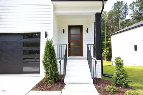 916 Ardmore Dr, Durham, NC 27713 photo 3