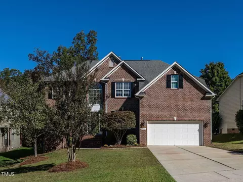 416 Rensford Pl, Cary, NC 27513