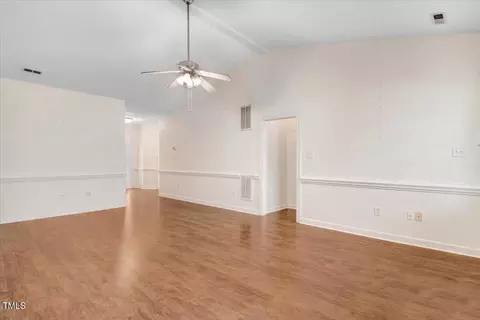 200 N Sumner St, Selma, NC 27576 photo 7