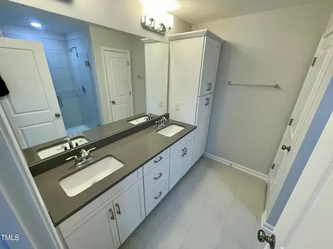Bath - 2107 Lambert Rd #64, Cary, NC 27519 photo 1 of 10