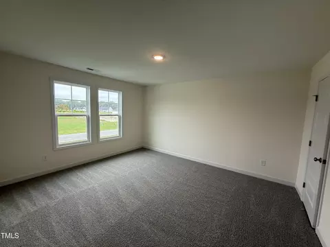 165 Tuskeegee Dr, Smithfield, NC 27577 photo 9