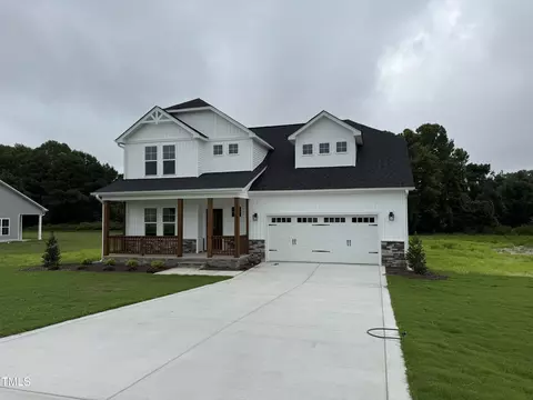 165 Tuskeegee Dr, Smithfield, NC 27577