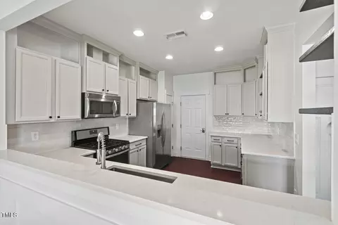 312 Brier Crossings Loop, Durham, NC 27703 photo 12