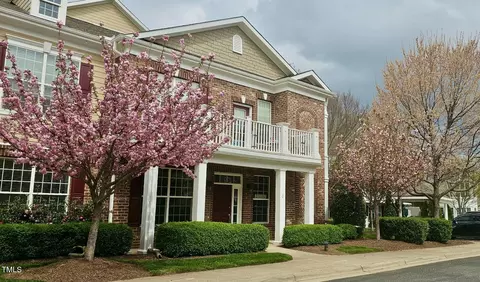 10511 Sablewood Dr #110, Raleigh, NC 27617