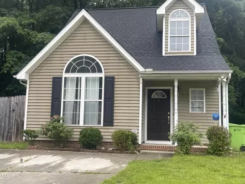 4437 Valley Cove Court Ct, Raleigh, NC 27616