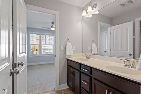 Entry Way - 512 Nightingale Ct, Wake Forest, NC 27587 photo 13 of 13