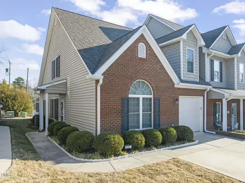 117 Marina Cv, Clarksville, VA 23927
