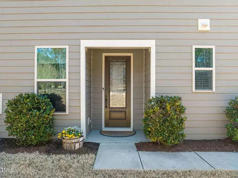 1013 Catch Fly Ln, Durham, NC 27713 photo 3