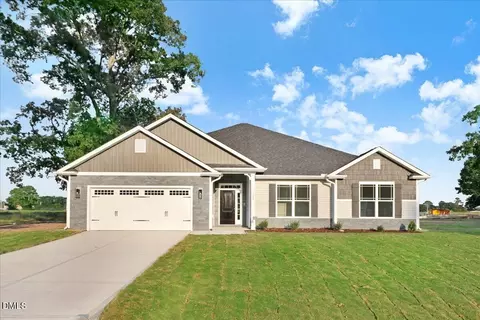 108 Oxford Ct, La Grange, NC 28551