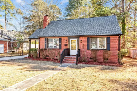 1305 Hammond St, Rocky Mount, NC 27803