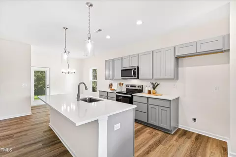 435 Iris Bryant Rd, Dunn, NC 28334 photo 7