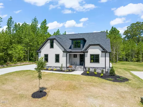 320 Pilot Ridge Rd, Zebulon, NC 27597
