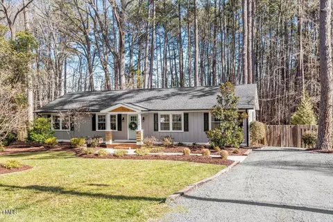 134 Landsbury Dr, Durham, NC 27707