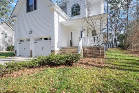 1403 Pineview Dr, Garner, NC 27529 photo 4