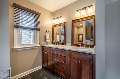 Bath - 1302 Apache Ln, Apex, NC 27502 photo 3 of 7