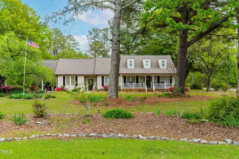 1741 W Blackman Rd, Dunn, NC 28334 photo 1