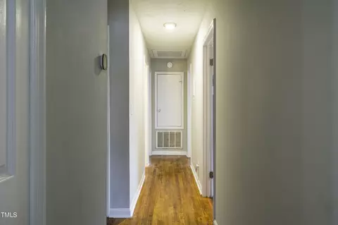 Entry Way - 108 Beale St, Dunn, NC 28334 photo 1 of 1