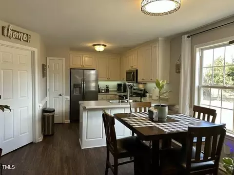Kitchen - 39 Gooseberry Ct, Willow Spring, NC 27592 photo 1 of 2