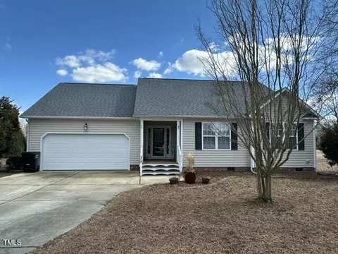 Exterior - 39 Gooseberry Ct, Willow Spring, NC 27592 photo 2 of 3