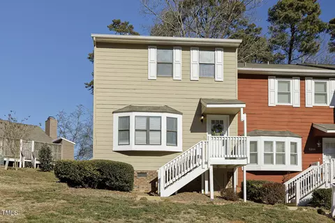 5310 Ridgeloch Pl, Raleigh, NC 27612