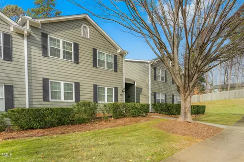 723 Shelby Dr #D, Greensboro, NC 27409