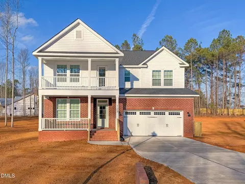 129 Charlotte Knoll St, Zebulon, NC 27597