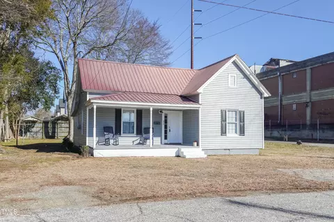 400 W H Street St, Erwin, NC 28339